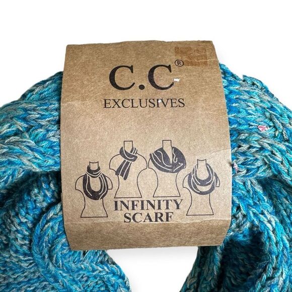 C.C Women's Blue Solid Cable Knit Cold Weather Infinity Scarf One Size OS - Picture 2 of 3